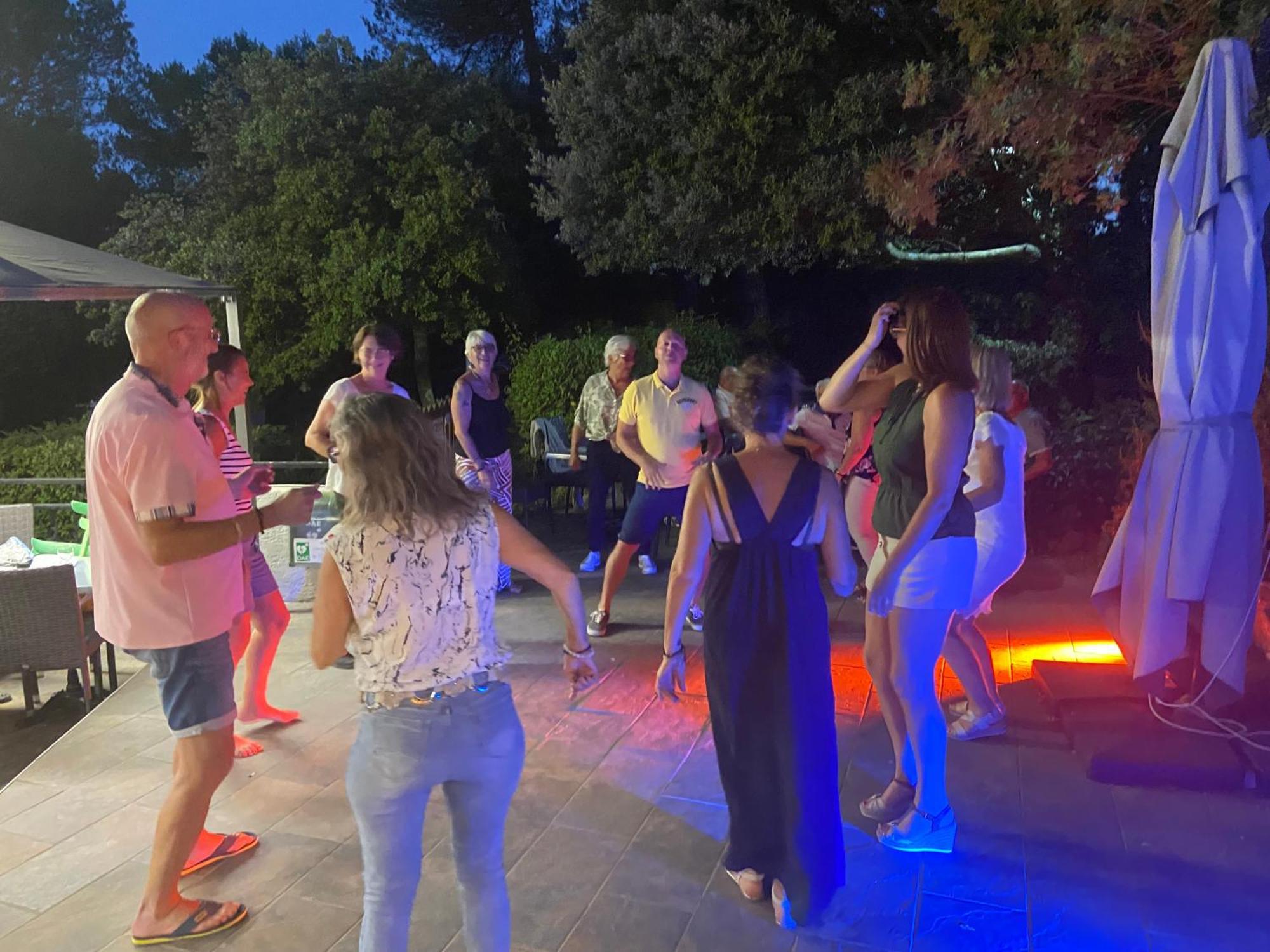 Les Arbousiers Village Hotel Provencal La Roquebrussanne Екстер'єр фото